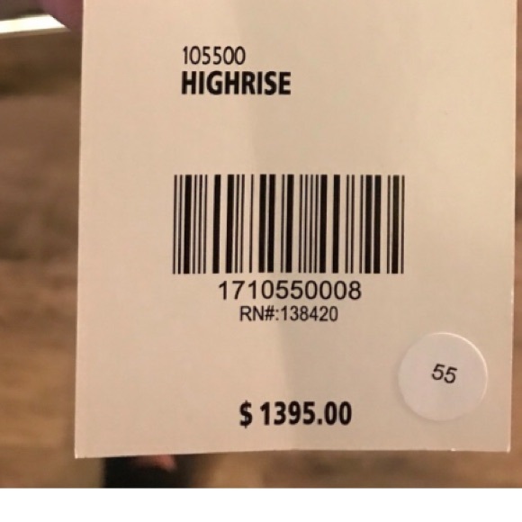 CARLISLE • Gorgeous HIGHRISE Leather Jacket $1395 Retail - Picture 4 of 16